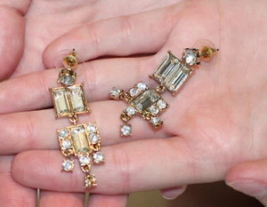 Kate Spade NEW YORK CITY SCAPE SKYLINE EARRINGS ART DECO GOLD/CLEAR - Picture 1 of 6