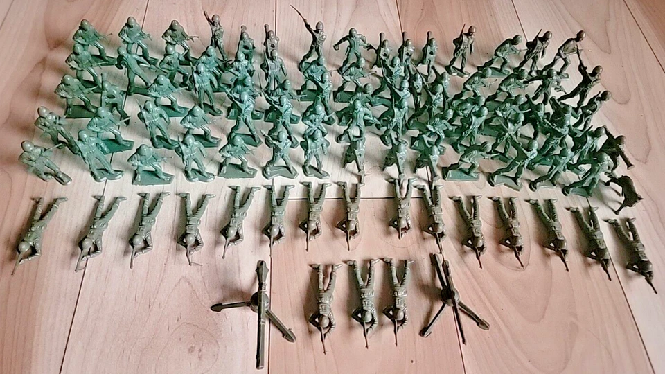 Soldados del Ejército MPC Lote de 95 Verde 2 pulgadas Plástico Hombres Juguetes de Colección Combate LEER Foto 1 de 4