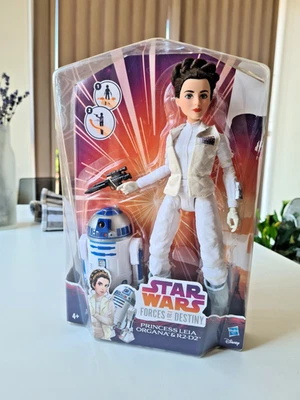 Hasbro Star Wars 11" Princess Leia Organa and  R2-D2 "Forces Of Destiny" - NEW - Image 1 of 4