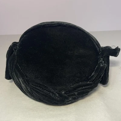 Sombrero Pastillero Vintage Clover Lane Ajustado Para Mujer Negro Terciopelo Arco Fascinador Años 50 Foto 1 de 4