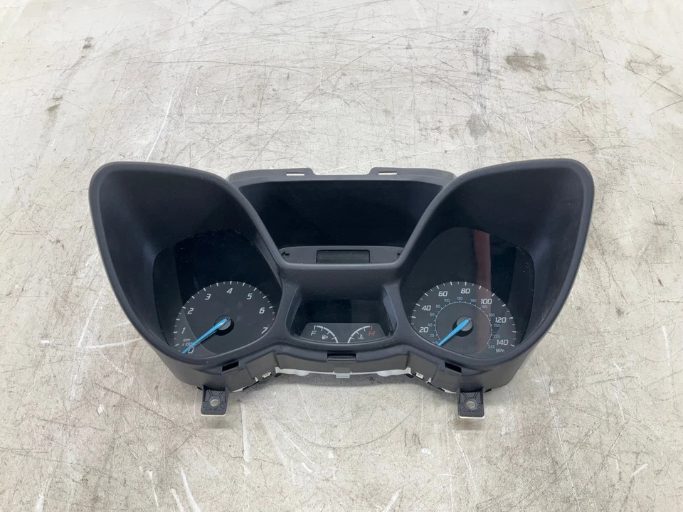 Cuadro de instrumentos velocímetro Ford Transit Connect 16-18 OEM Foto 1 de 4