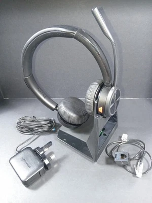 Plantronics SAVI 7200 Office - DECT with Poly 7220 Wireless Headset - Telecoms  - Image 1 of 4