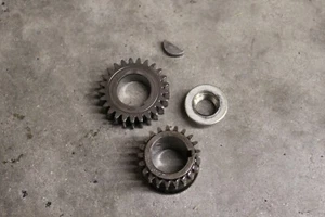 2018 KAWASAKI KLX140 BIG WHEEL CRANKSHAFT GEARS NUT W/ KEY CRANK KLX 140 18 - Picture 1 of 8