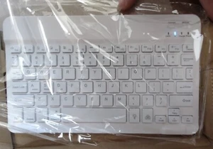 Universal Bluetooth Wireless Keyboard For Apple /Android/Windows/IOS  - Picture 1 of 9