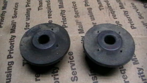 2002 - 2006 nissan altima lower radiator rubber mounts  21507 8J000   pair - Picture 1 of 6