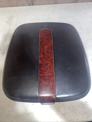 2007 - 2014 Cadillac Escalade Center Console Arm Rest Lid Black Leather - Image 1 of 4