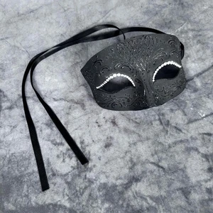 Venetian Mask – Diamanté and Glitter Black – Masquerade / Costume / Ball / Sexy - Picture 1 of 9
