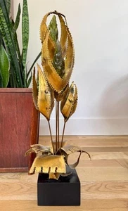 Mid-Century Bijan Brutalist Brass Abstract Acrylic Flower Metalwork Sculpture - Picture 1 of 7