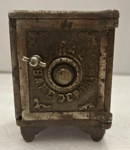 Vintage/Antik Ideal Tresor Gusseisen Zahlenschloss Münze Still Bank 4" - Bild 1 von 20