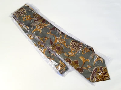 Corbata Guy Laroche Paris 100 % seda Art Nouveau patrón floral 56′′x3,7′′ Foto 1 de 4