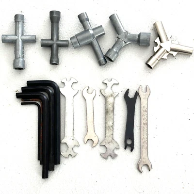 RC 1/10 Car Tools Wrenches Allen Keys 16pcs for Repairs Maintenance OZRC ML307 - Image 1 of 4