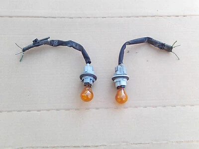 Juego de 2 intermitentes con soporte de bombilla de señal de giro Toyota Camry 1997 a 2001 Foto 1 de 4