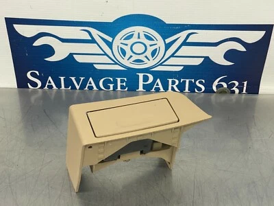 BMW 545i 2005 - E60 - bandeja de cenizas del panel de la puerta - trasero - conductor izquierdo - beige Foto 1 de 4