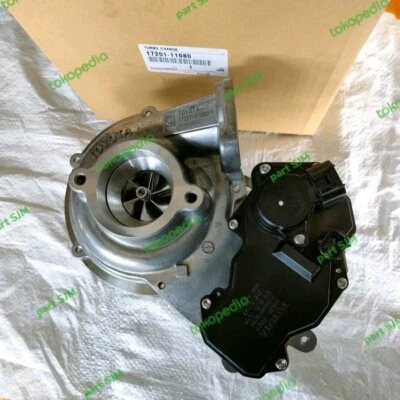NEW Genuine 2016 up Toyota Hilux Fortuner Hiace 2.8 Turbocharger 17201-11080 OEM Foto 1 de 4