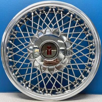 ONE 1985 Oldsmobile Calais # 4101 13" Wire Hubcap Wheel Cover GM # 22522802 USED - Image 1 of 4