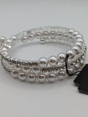 NUEVO Brazalete Monet Estrás Imitación Perla Alambre Envolvente Nuevo con Etiquetas Foto 1 de 4