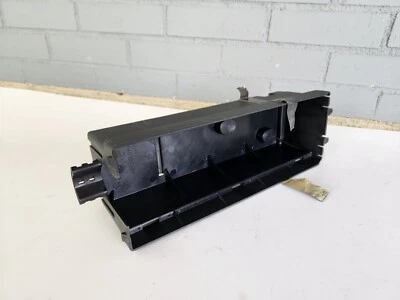 2005-2009 LAND ROVER LR3 Engine Bay lower fuse box cover OEM 131K Foto 1 de 4