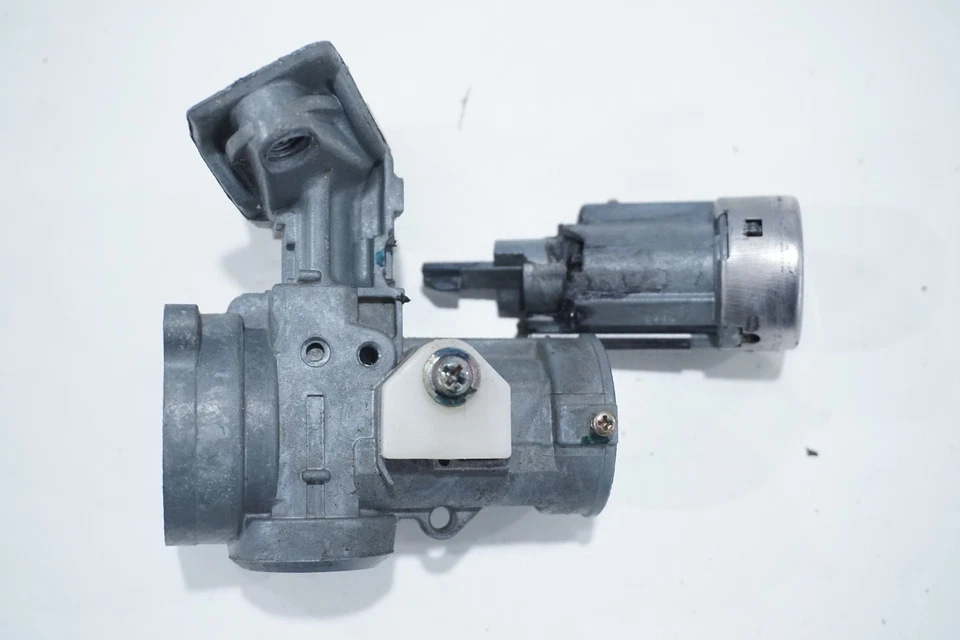 Honda CRX 1988-1991 5 velocidades bloqueo de cilindro OEM Foto 1 de 4