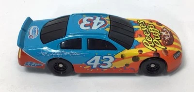 Richard Petty 43 Diecast Car Matchbox Tamaño Reese's Puffs Foto 1 de 4