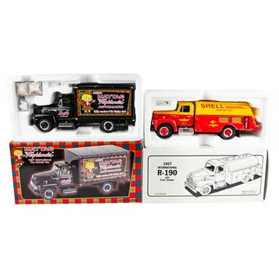 First Gear International Tanker & Delivery Van 1:34 Scale Diecast Truck 2P Lot - Image 1 of 4