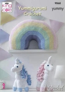 King Cole Lecker Häkelmuster Einhorn Und Regenbogen Kissen 9068 - Bild 1 von 2