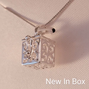 Collana Ciondolo Scatola Preghiera Sterling Openwork Openwork - Nuova In Scatola - Foto 1 di 9