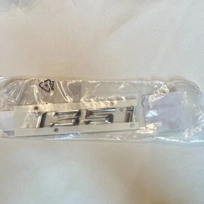 Genuine OEM Rear Deck Lid Emblem For BMW 135i 51147183159 - Image 1 of 2