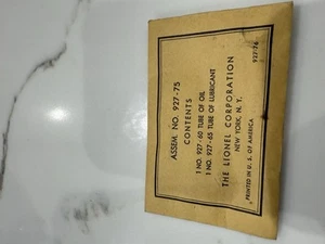 TUBO DE LUBRICANTE VINTAGE LIONEL PARTE 927-65 EL TREN LIONEL CORPORATION - Imagen 1 de 5