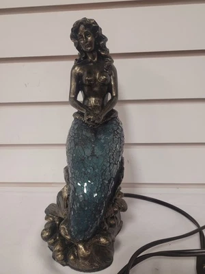 Design Toscano Ocean's Mermaid Illuminated Mosaic Statue. - Image 1 of 4
