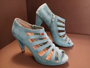 Size 9, Cato Peep Toe, Side zipper Turquoise Vegan Suede Heels INL#459 - Picture 1 of 16