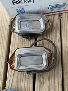 1954 Buick Special? License Plate lamp light assembly set pair w/ housings - Foto 1 di 10