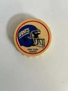 VINTAGE New York Giants Bottle and Twist Off Opener from the 1980's - Picture 1 of 2