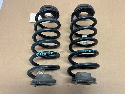 19-20 JEEP CHEROKEE REAR SUSPENSION RIGHT & LEFT COIL SPRING SET, OEM LOT3546 - Image 1 of 4