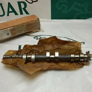 Jaguar Inlet camshaft (XR825465) part for S-type 1999 - 2008 - Picture 1 of 4