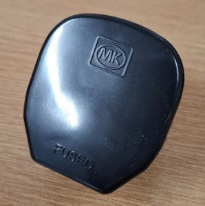 GOLD PLATED  (BLACK) MK TOUGHPLUG WITH GOLD PLATED FUSE | 13 AMP - Picture 1 of 1