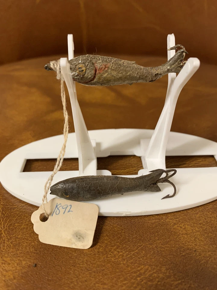 Винтажный губернатор Pflueger? Резиновые рыболовные приманки для гольяна 1892 2 дюйма - Изображение 1 из 4