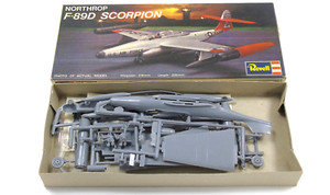 H-126 Revell Vintage 1974 Plastic Model Kit Northrop F-89D Scorpion 1:79 Scale