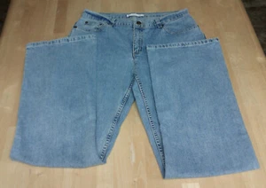 Womens Geoffrey Beene Denim Jeans, Flare, Lt Blue, Size 10R, 33Wx31L - Picture 1 of 5