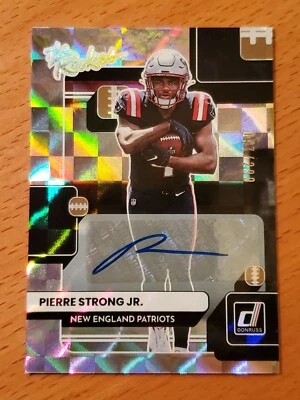2022 Donruss The Rookies Auto #39 Pierre Strong Jr. Patriots RB #'d 97/299 - Image 1 of 2