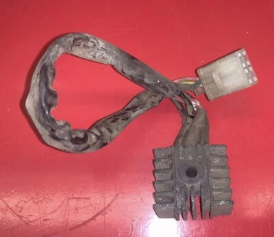 Honda CB500T 1975 rectificador Foto 1 de 2