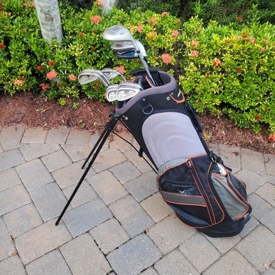 Juego económico de palos de golf para mujer y mujer  Foto 1 de 4