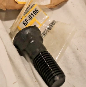 6F-0196 Caterpillar 7/8"-9 Thread Bolt 69.85mm Long Plow Bolt 6F0196 CAT Dozer - Picture 1 of 4