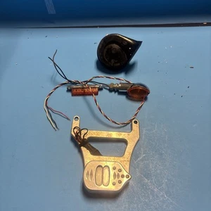 Vintage Harley Davidson / Chopper Motorcycle Parts Lights And HornLot - Bild 1 von 8