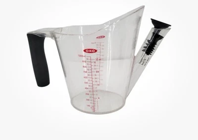 OXO Good Grips 4 Cup Fat Separator with Strainer Stopper - Image 1 of 3
