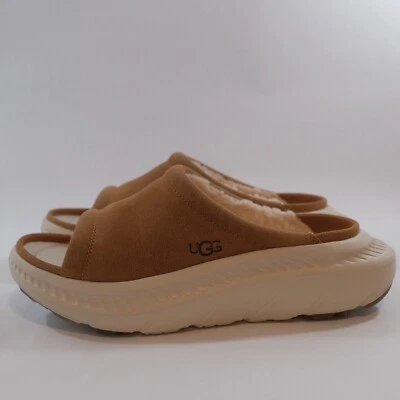 Slide masculino UGG CA805 V2 1127631 tamanho 8 - Imagem 1 de 4