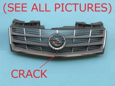 08 09 10 11 CADILLAC STS (BASE) PARACHOQUES DELANTERO CUBIERTA PARRILLA SUPERIOR EMBLEMA USADO Foto 1 de 4