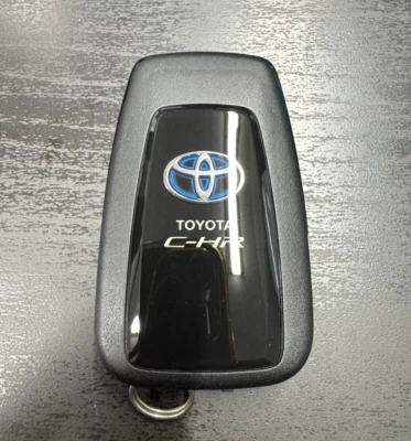 Genuine Toyota C-HR Smart Key - 007-AE0025 - OEM Key Fob - JDM Accessory Foto 1 de 3