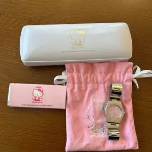Reloj Pulsera Hello Kitty 2000 Aniversario Rosa Diamante Mujer Genuino Sin Usar - Imagen 1 de 4