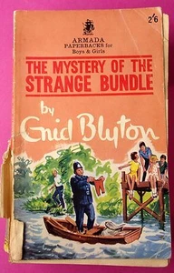 The Mystery of the Strange Bundle - Enid Blyton - Armada Paperback 1963 Book 10 - Imagen 1 de 1