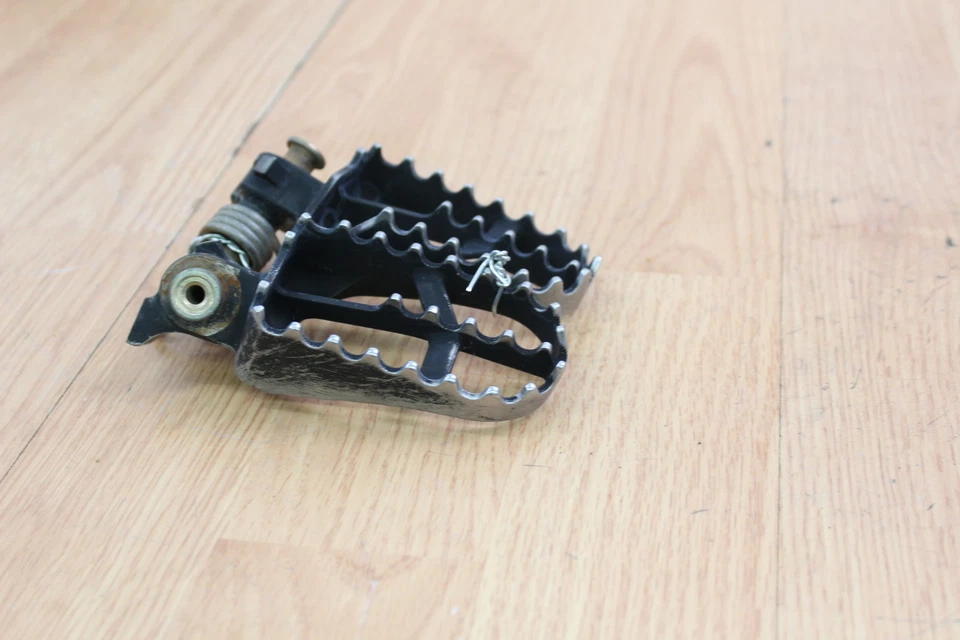 Yamaha YZ426F 2002 estriberas izquierda y derecha Foto 1 de 1